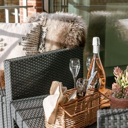 Апартаменты Huswell - Charming Studio With Terrace Nearby The Beach Миделкерк Экстерьер фото